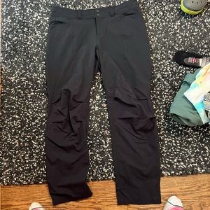 REI size 16 womens hiking pants. Snaps to convert to capris